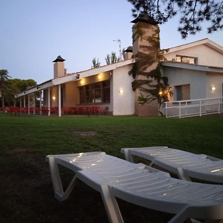 Albergue Zaragoza Camping Exteriör bild