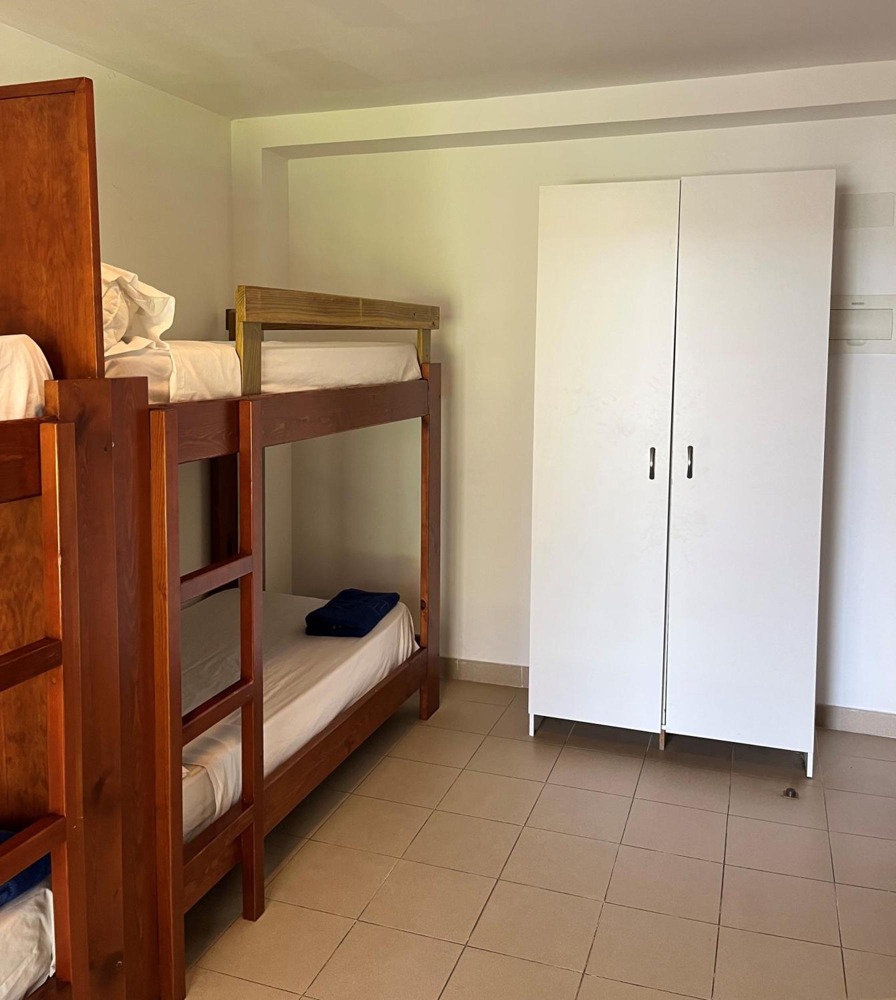Albergue Zaragoza Camping Exteriör bild