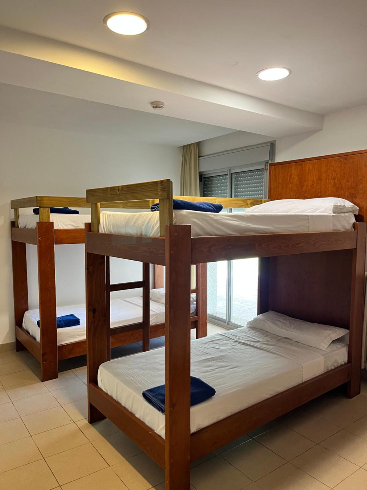 Albergue Zaragoza Camping Exteriör bild